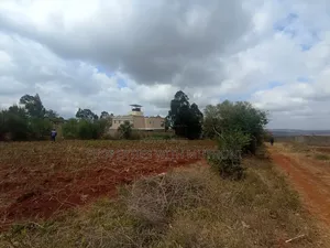 3⁄4 Acre for Sale in Kibiko, Ngong.