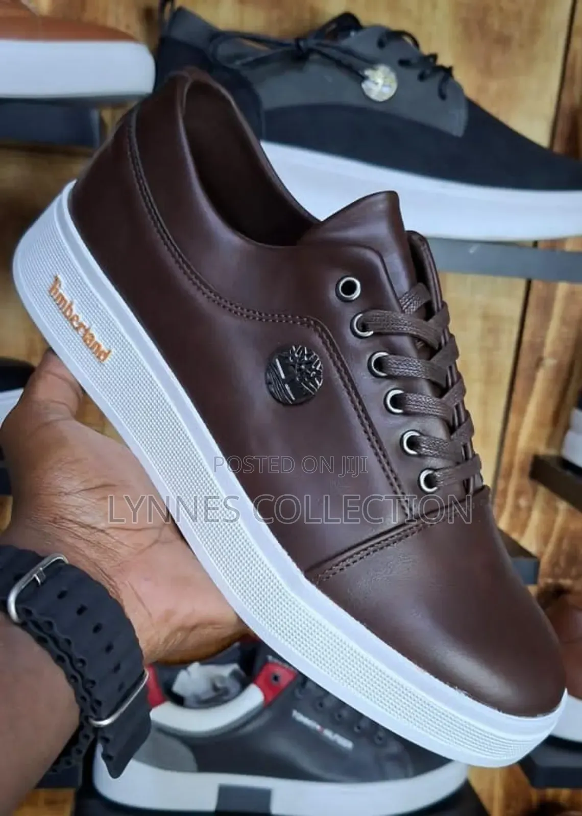Santoni Casuals, Santorini Casuals