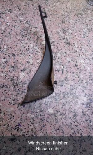 Nissan Cube Windscreen Finisher - thumbnail 2