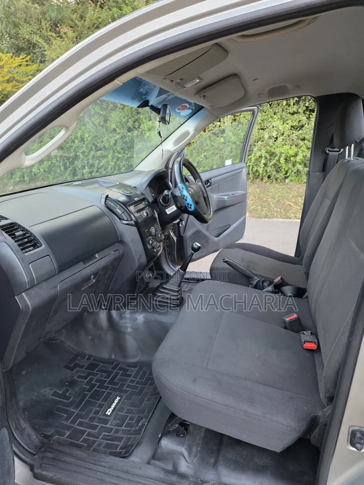 Isuzu D-MAX 2022 Gray