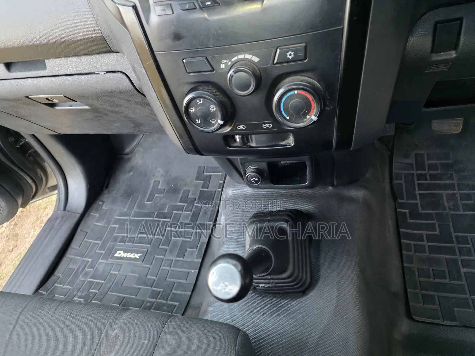 Isuzu D-MAX 2022 Gray
