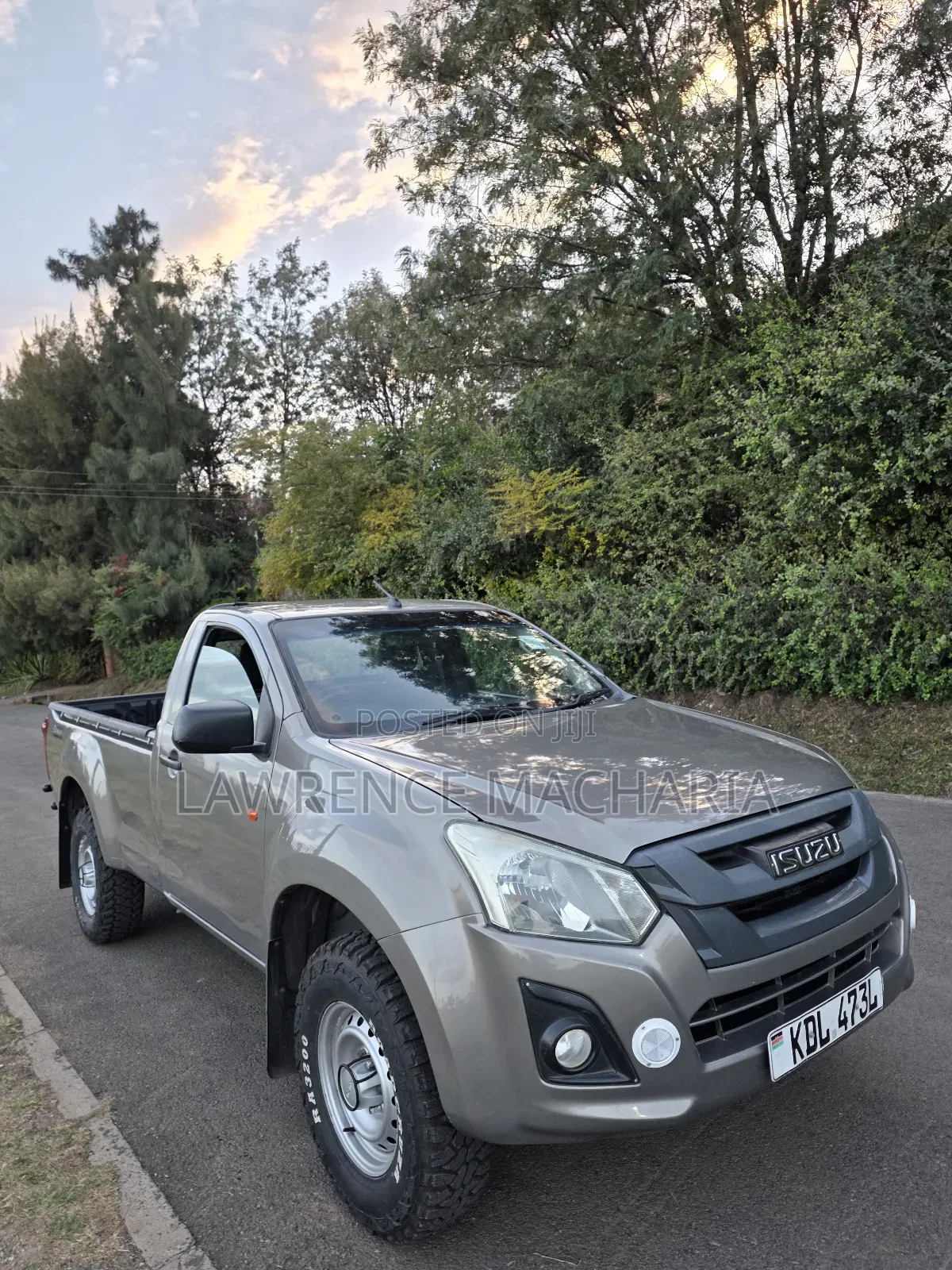 Isuzu D-MAX 2022 Gray