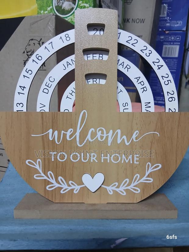 Wooden Calendar Creative - main view