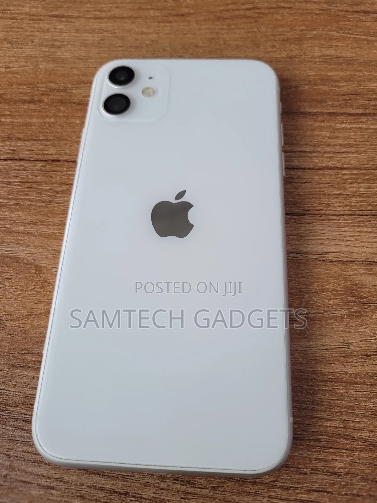 Apple iPhone 11 64 GB White