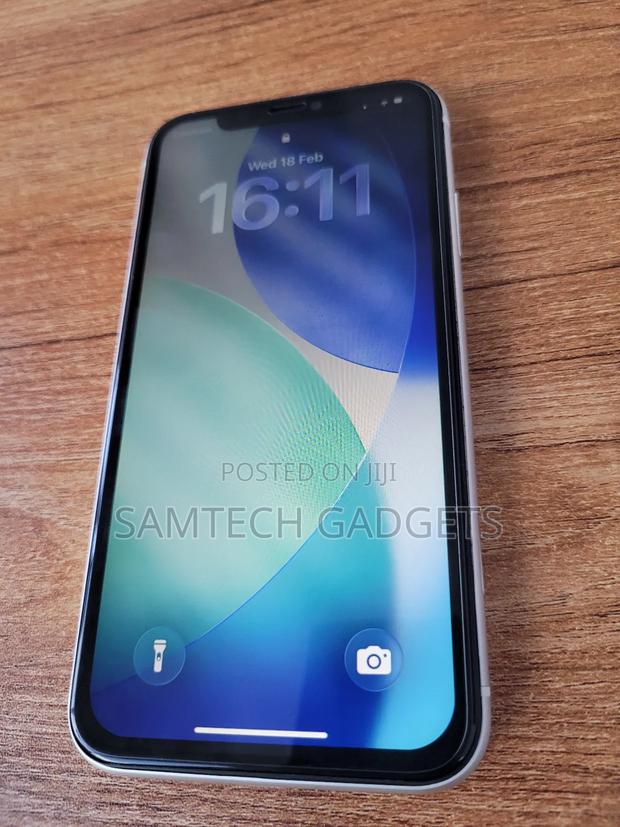 Apple iPhone 11 64 GB White - thumbnail 3