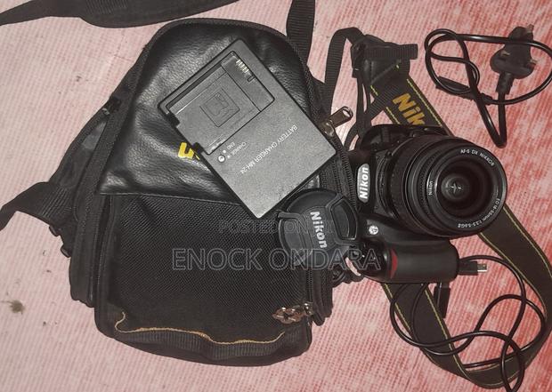 Nikon D3100 Camera - thumbnail 6