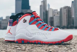 Air Jordan 10 Retro 'chicago City Flag' Sneaker.