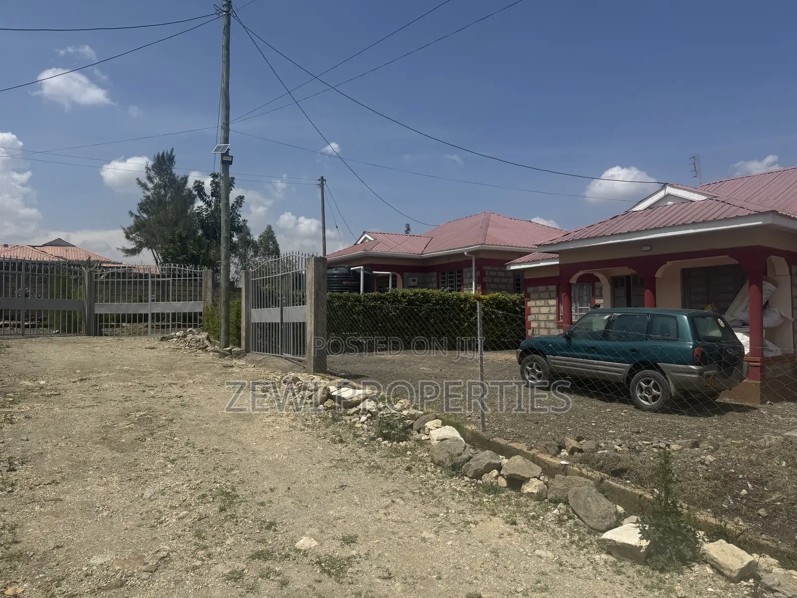 3bdrm Bungalow in Kiserian for sale