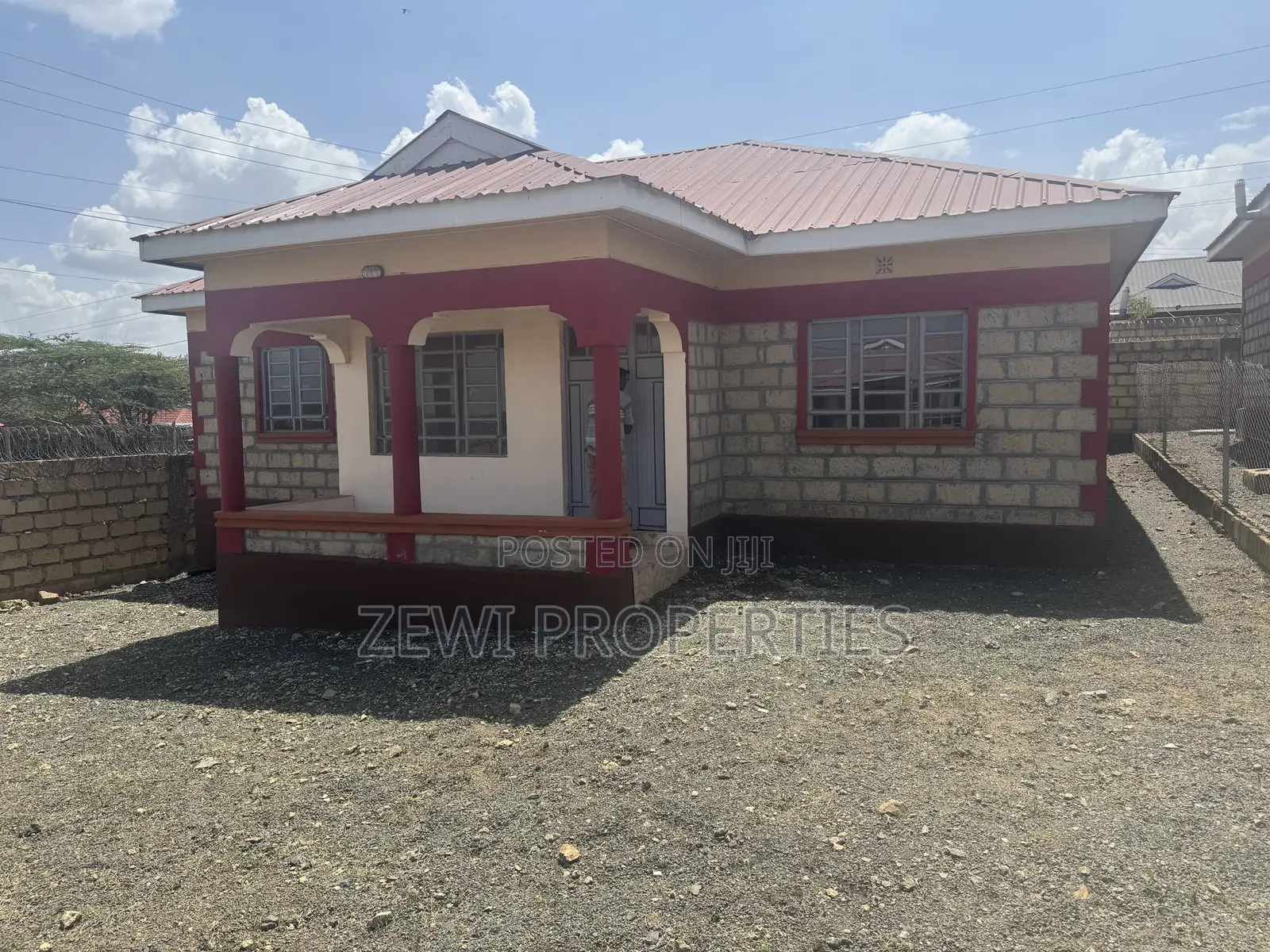 3bdrm Bungalow in Kiserian for sale
