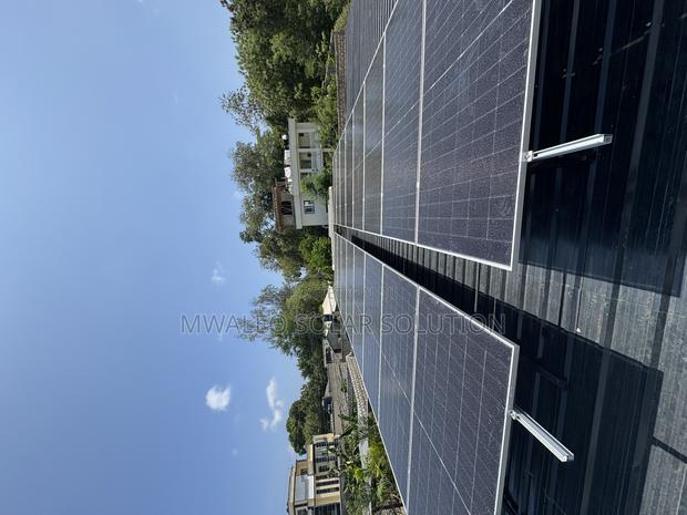Solar Panel Jinko 585
