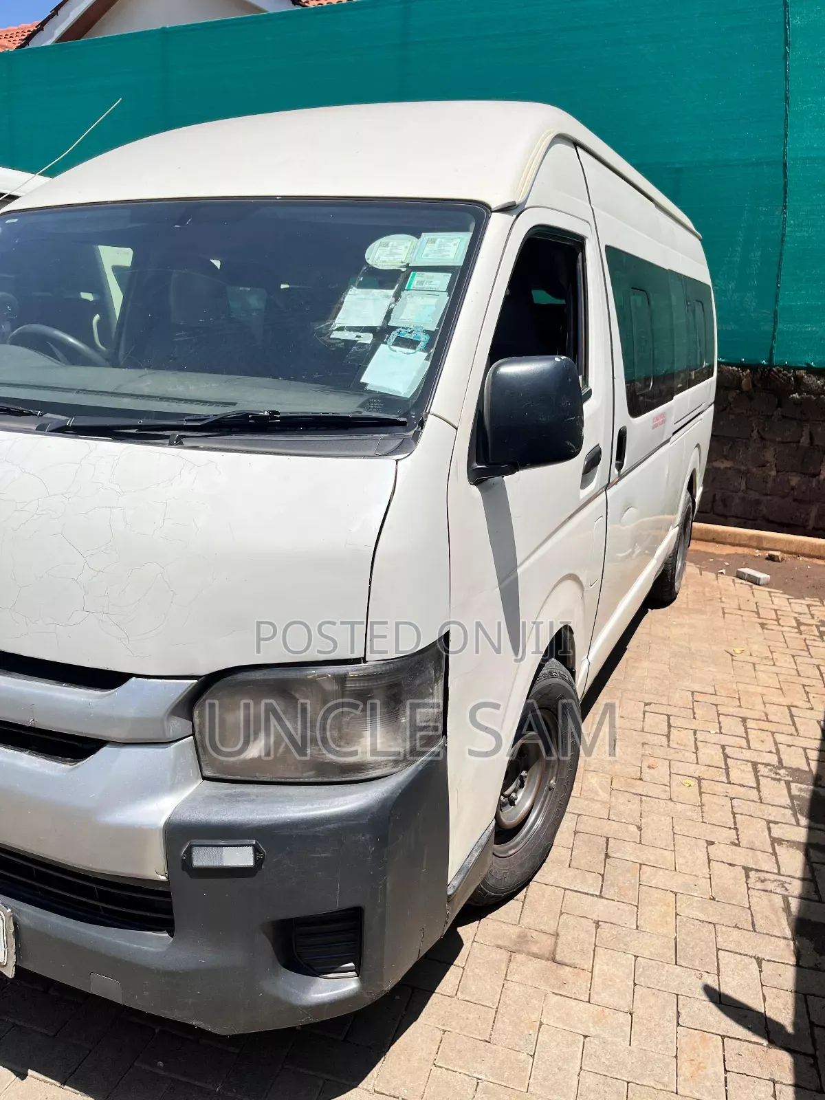 Toyota HiAce 2018 White
