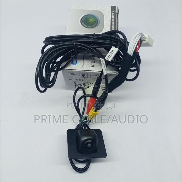 Mazda Axela Saloon 2014+ Reverse Camera