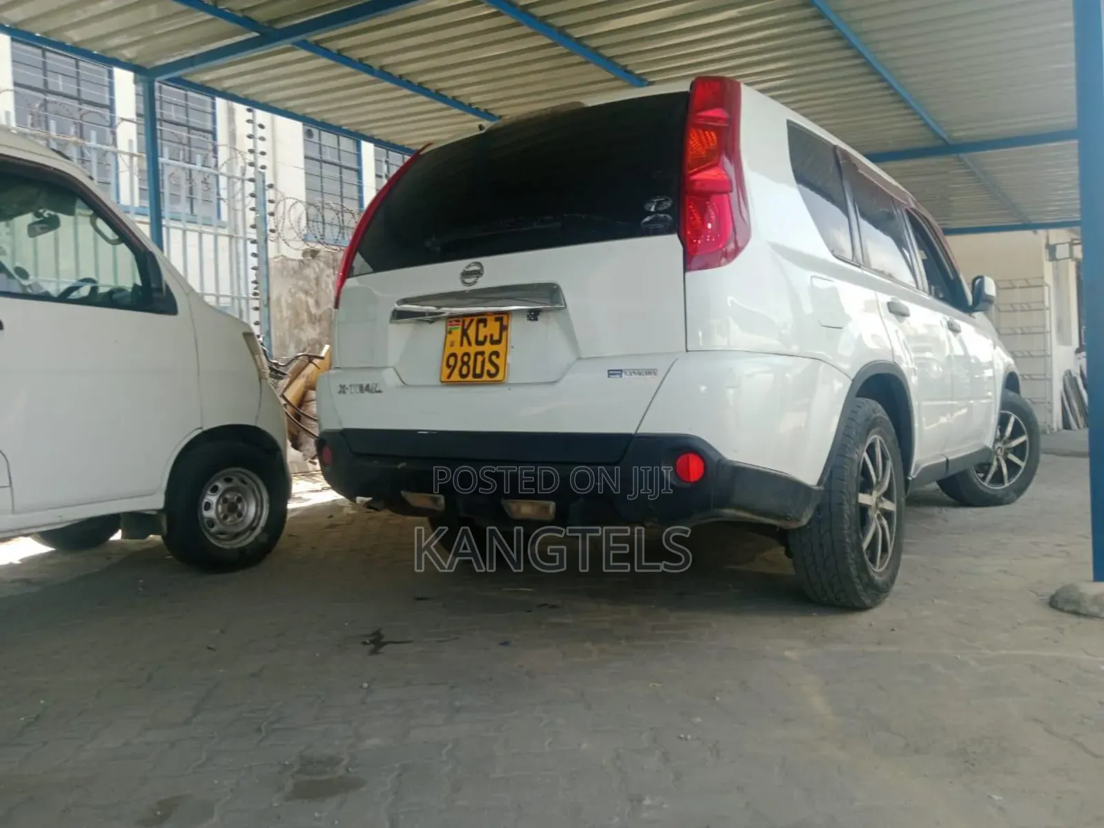 Nissan X-Trail 2009 White