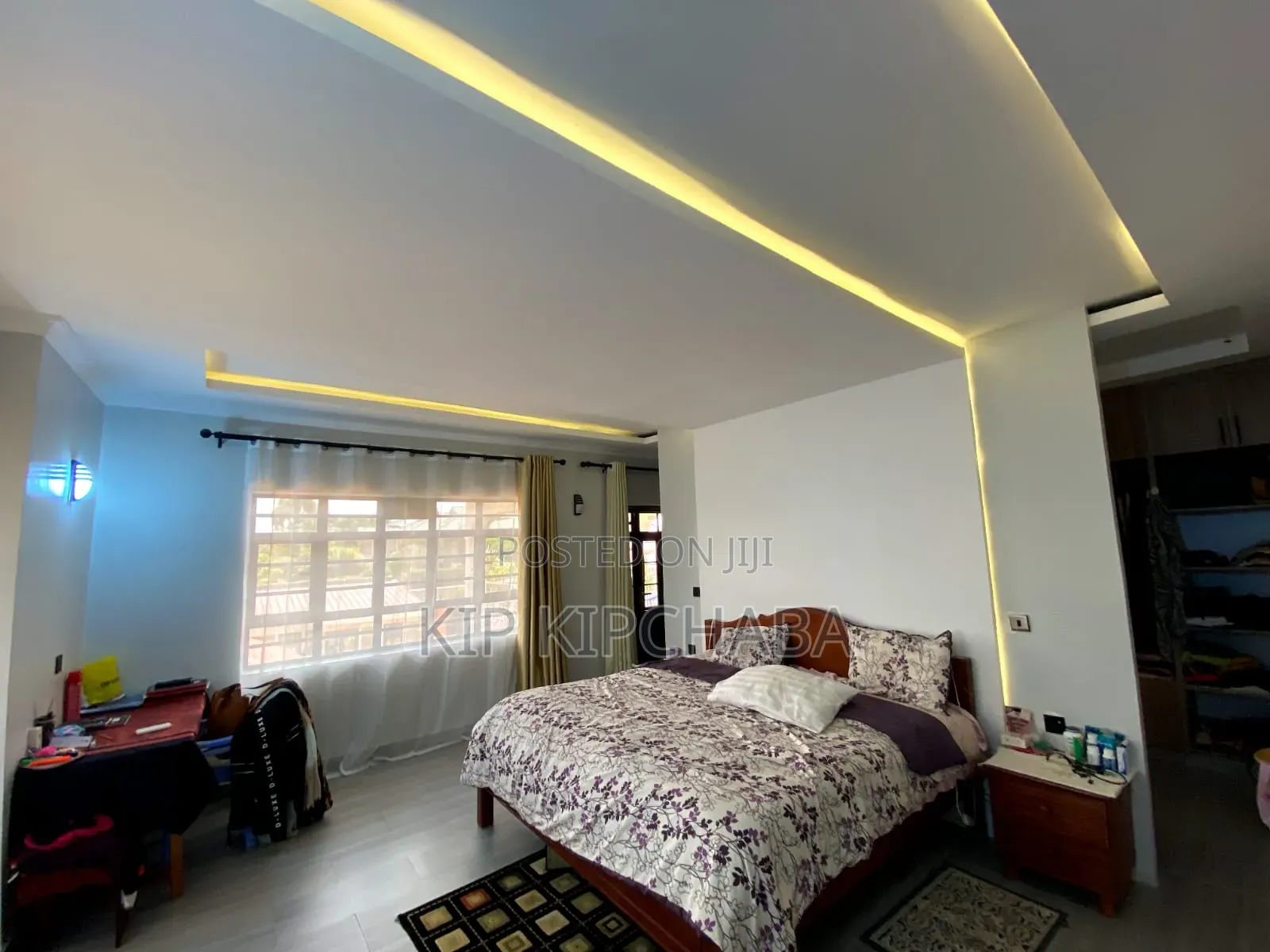 4bdrm Mansion in Elgonview for sale