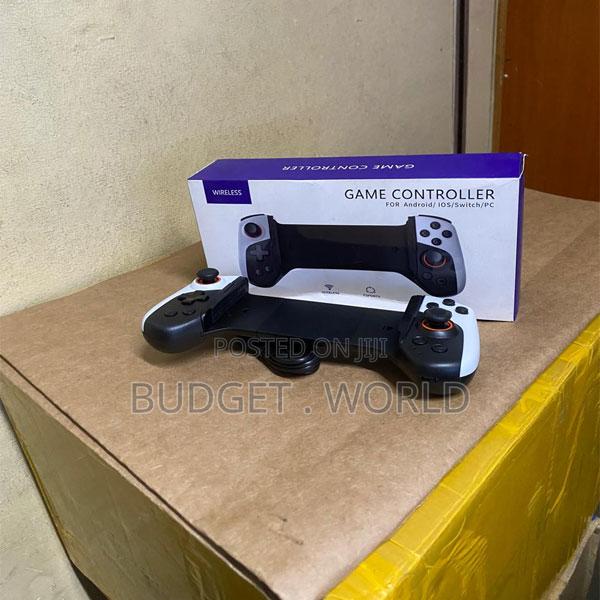 . Jk03 Stretch Mobile Gaming Controller - main view