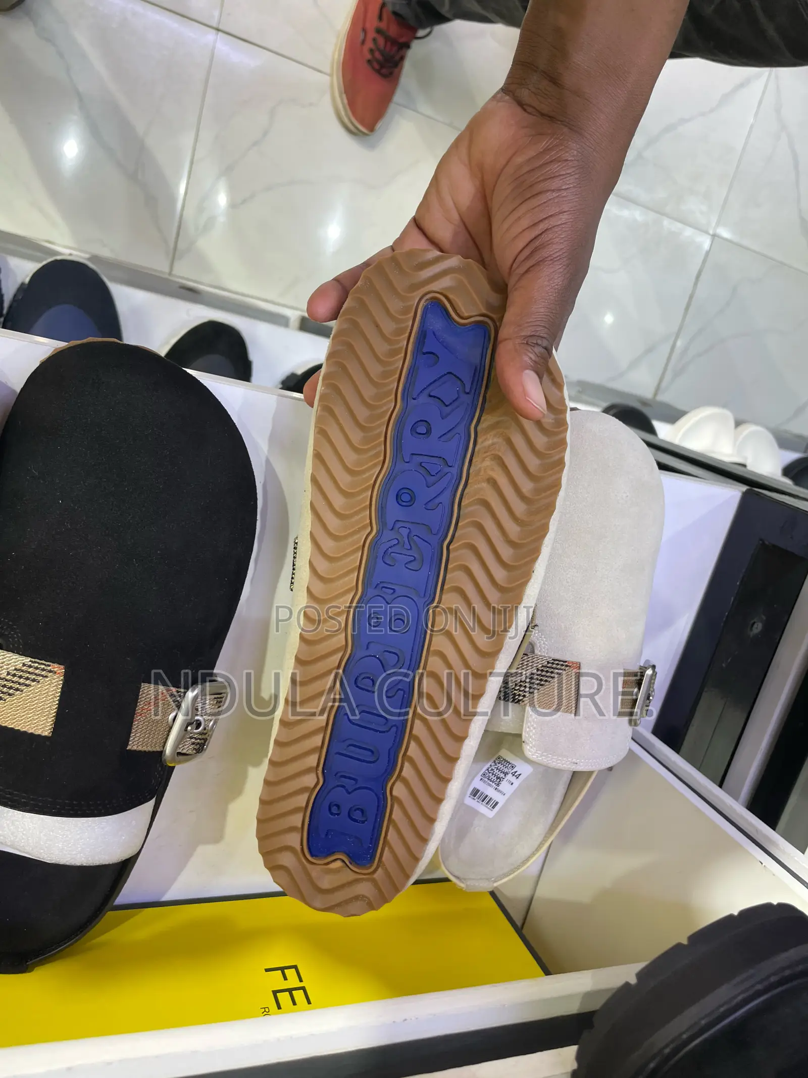 Burberry Urchin Clogs
