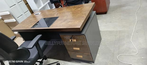 Executive Desk With Mouse Pad - thumbnail 3
