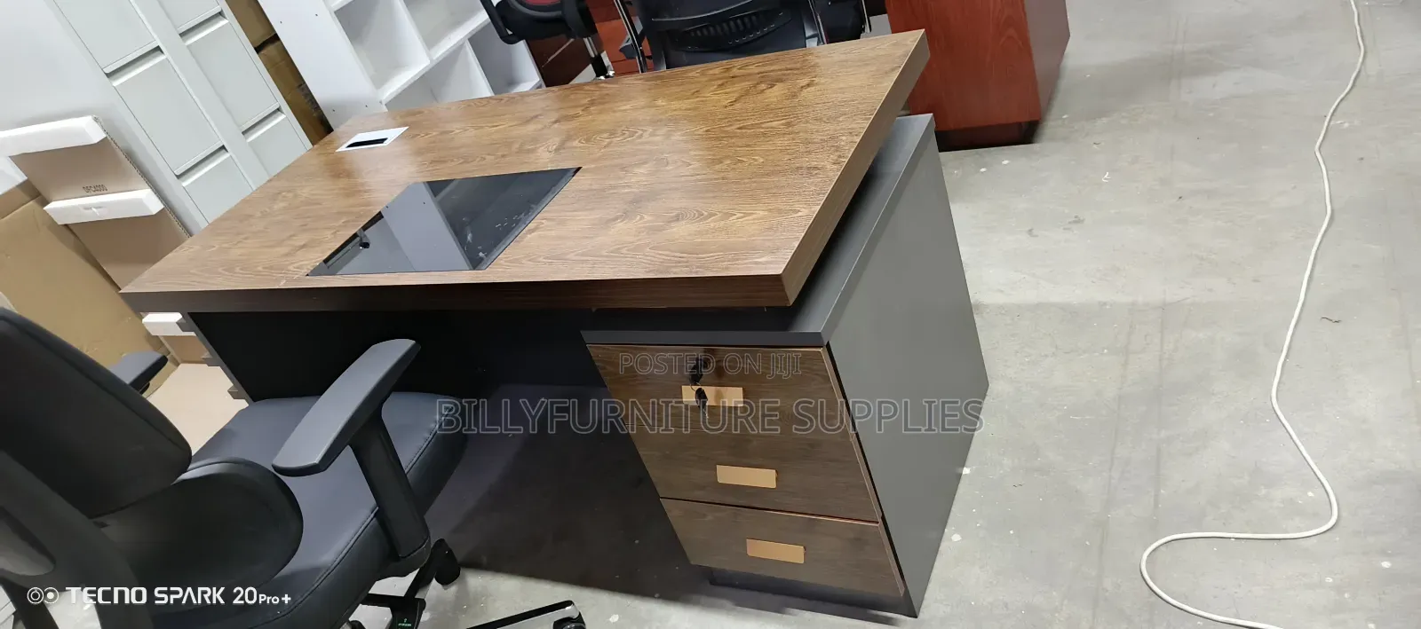 Executive Desk With Mouse Pad