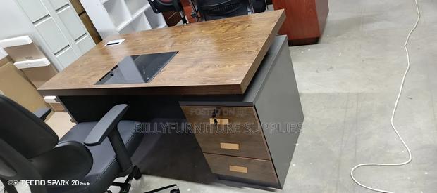 Executive Desk With Mouse Pad - thumbnail 4