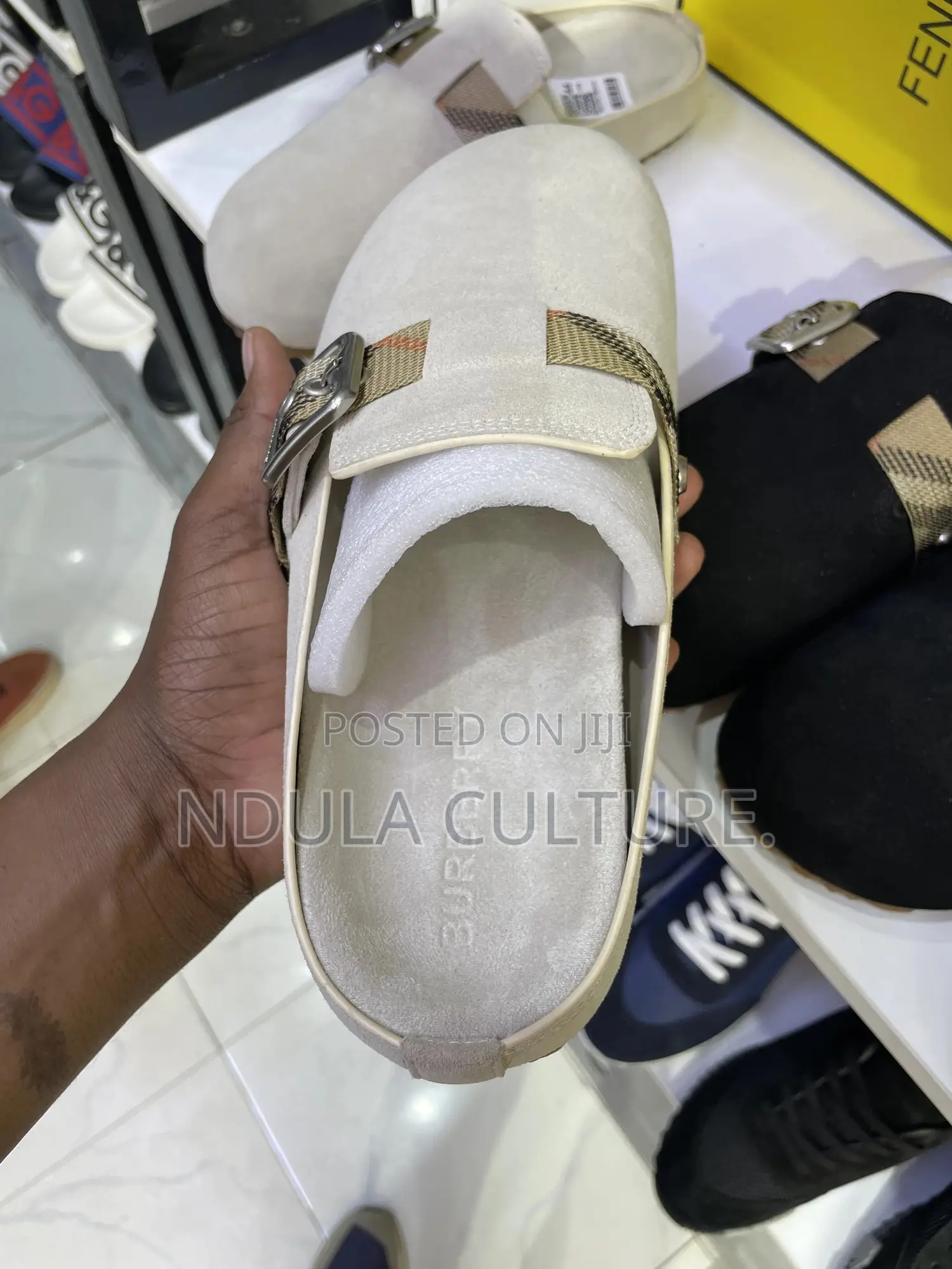 Burberry Urchin Clogs