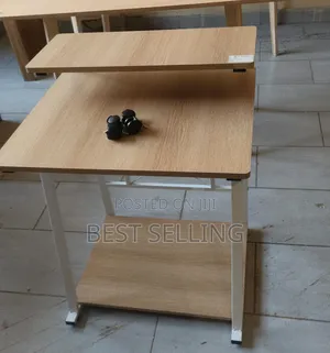 Single Way Office Working Station