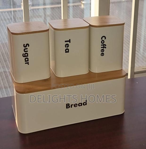 Bread Bin Plus 3x1300ml Canisters With Bamboo Lids-P