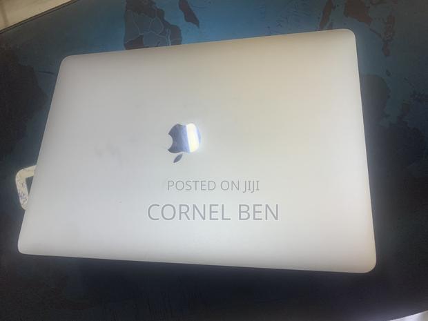 Laptop Apple MacBook Pro 2017 8GB Intel Core i5 SSD 256GB
