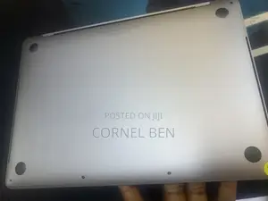 Laptop Apple MacBook Pro 2017 8GB Intel Core i5 SSD 256GB