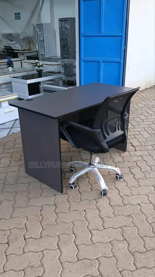 1.2m Grey Desk and Mesh Chair - main view