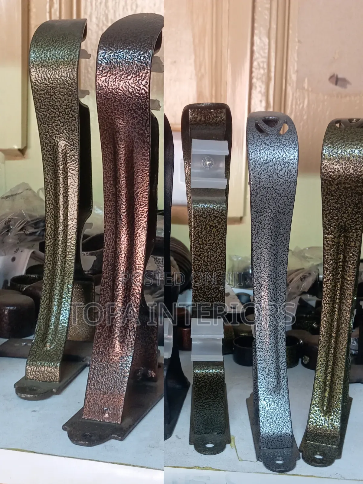 Double Curtain Hook Brackets for Curtain Pole Suspension