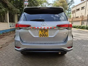 Toyota Fortuner 2.8 D AWD 2017 Silver