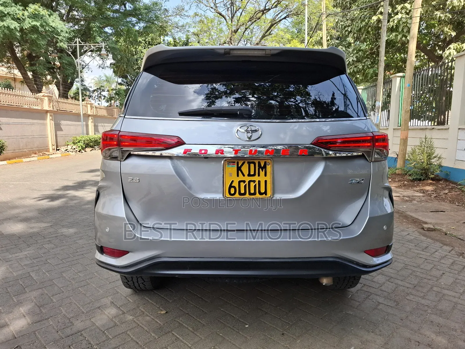 Toyota Fortuner 2.8 D AWD 2017 Silver