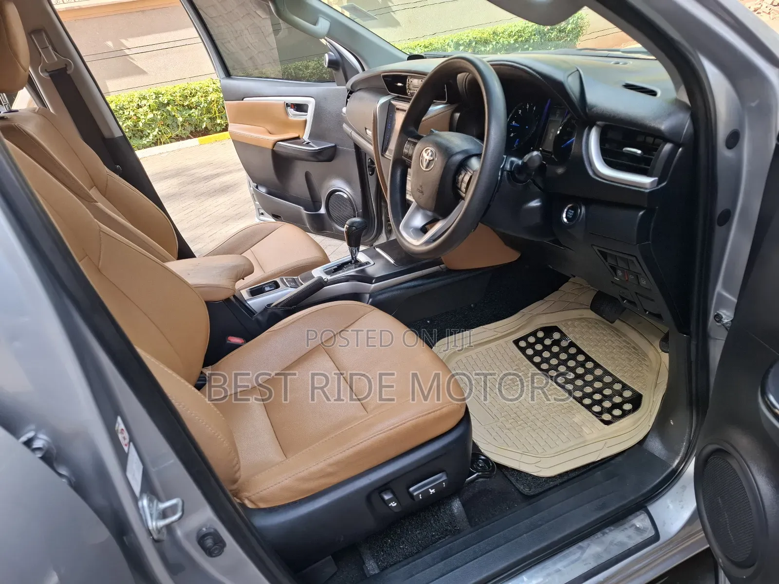 Toyota Fortuner 2.8 D AWD 2017 Silver