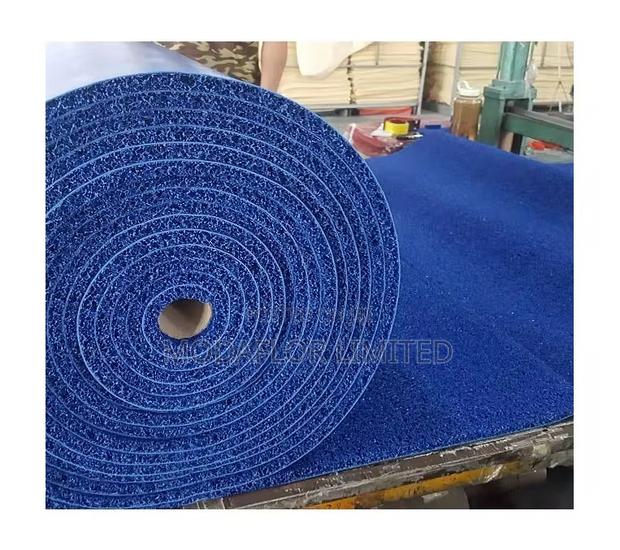 PVC Coil Mat – Heavy Duty Dirt Trapper - thumbnail 3