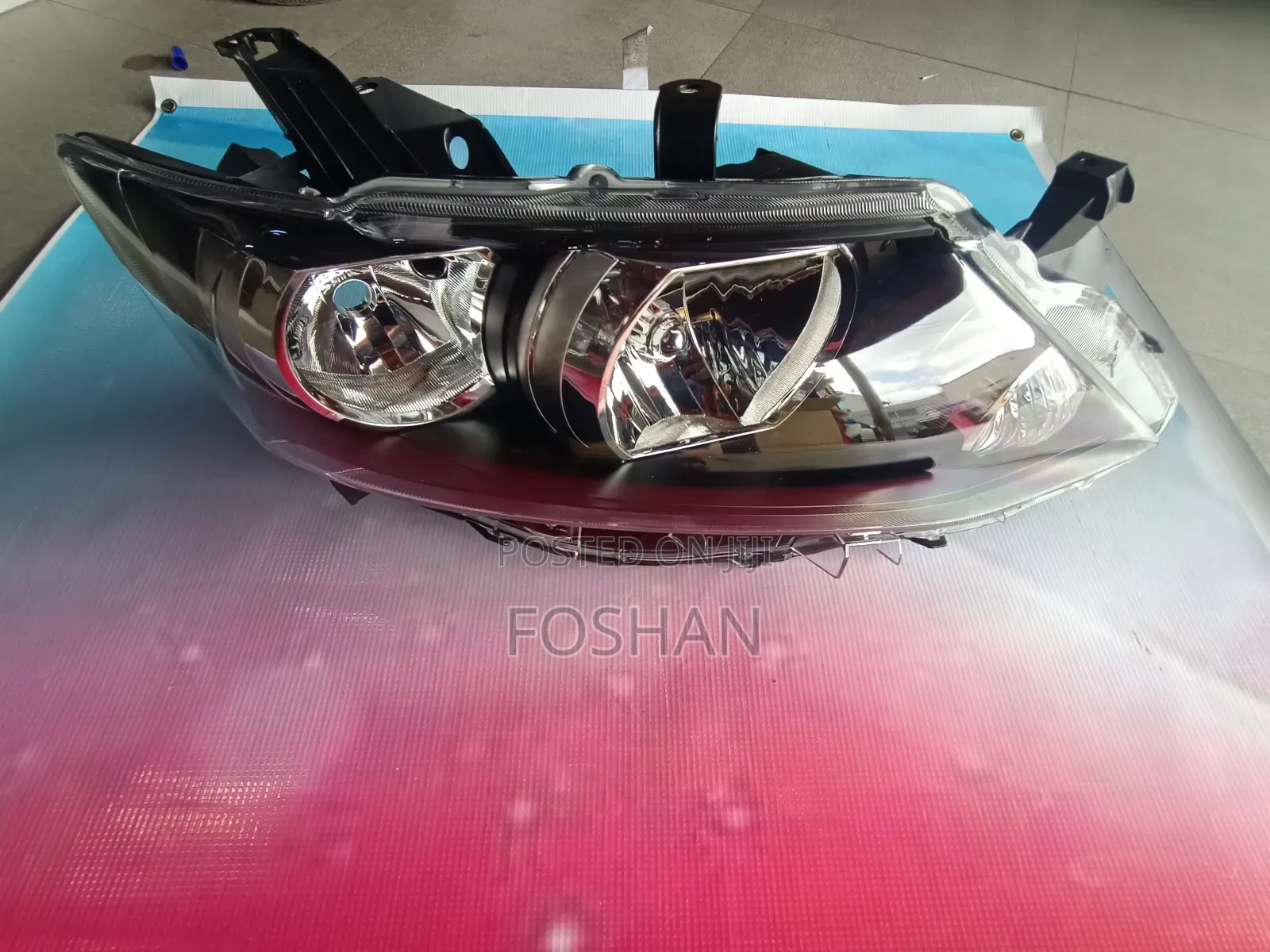 Allion 265 Headlight