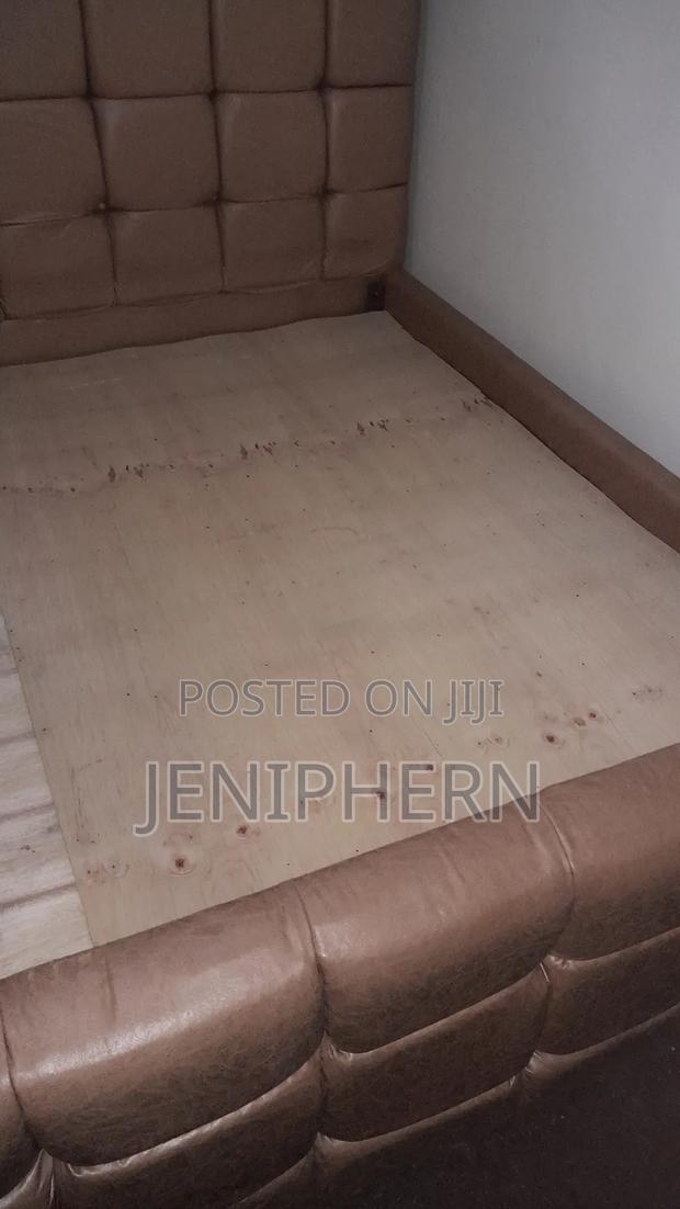 Luxury Caramel Tufted Bed – Modern Statement Piece - thumbnail 3