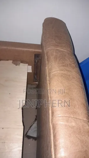 Luxury Caramel Tufted Bed – Modern Statement Piece
