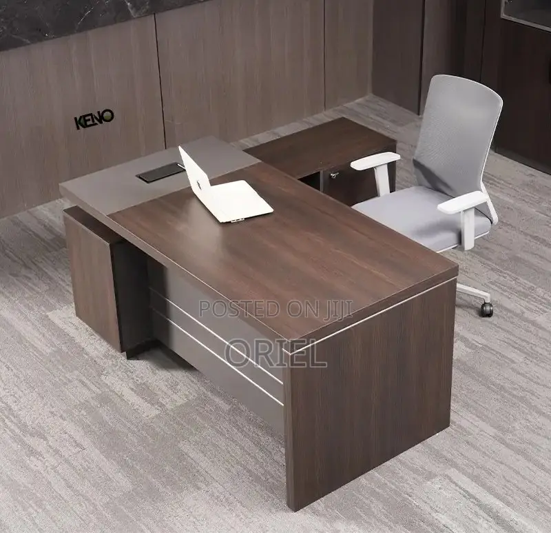 Office Desk : 1.6m Luxury L-Shaped Manager Desk