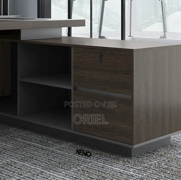 Office Desk : 1.6m Luxury L-Shaped Manager Desk