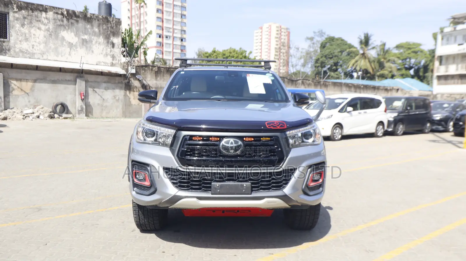 Toyota Hilux 2019 Silver