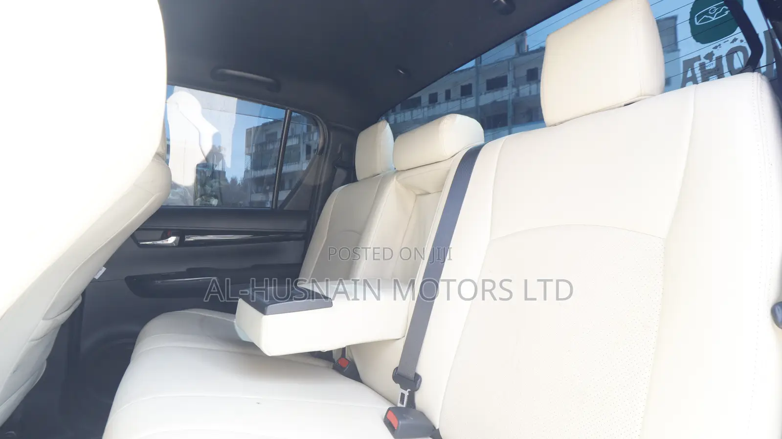 Toyota Hilux 2019 Silver