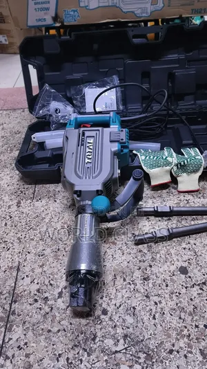 Total Heavy Duty 1700w Demolisher