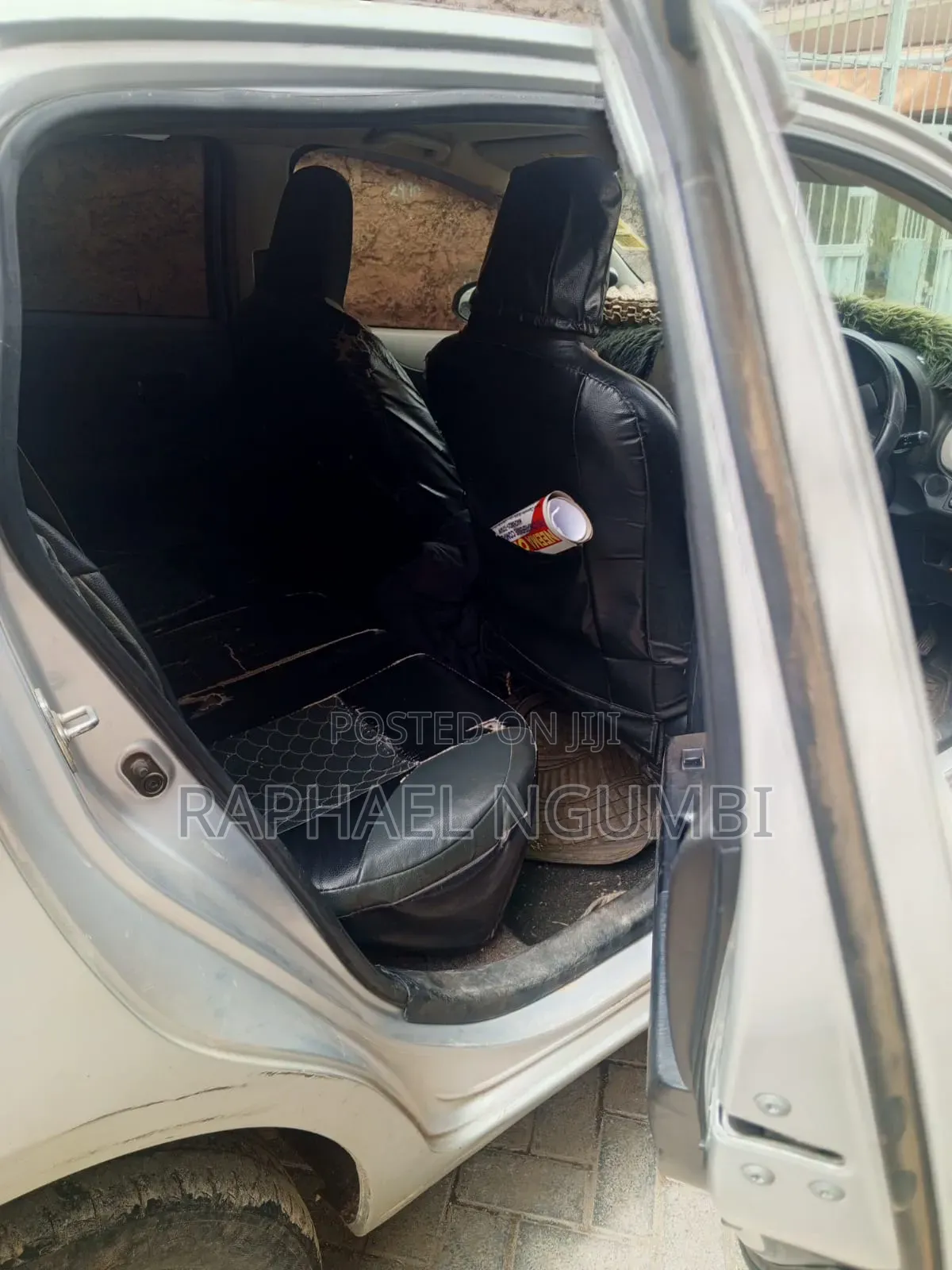 Toyota Vitz 2014 Silver