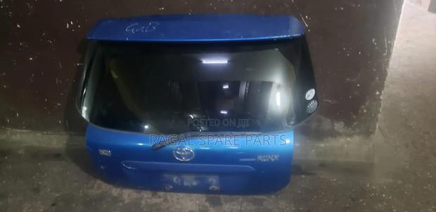 Toyota Runx Boot