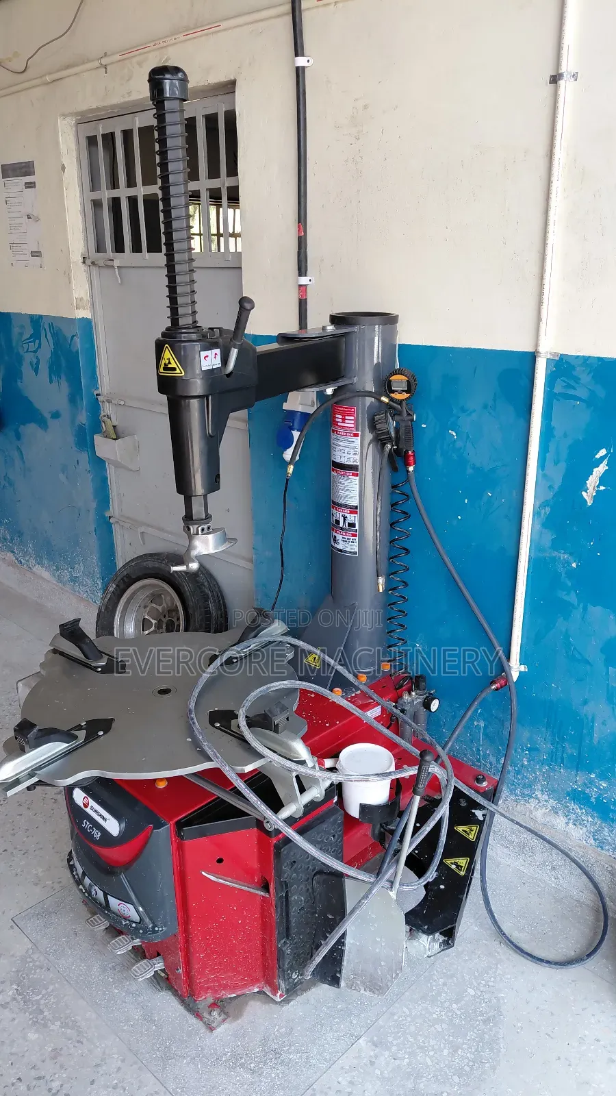Commercial Vehicle Tyre Changer Machine 28inches.