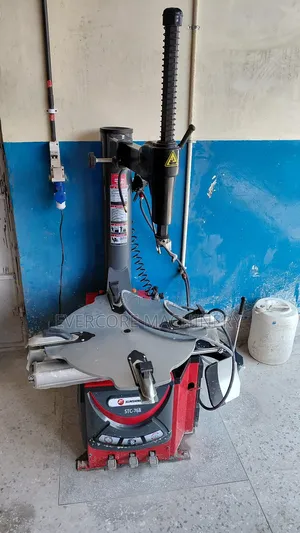 Heavy Duty Automatic Tyre Changer Machine Electric Powered.