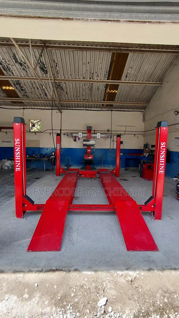 Wheel Alligner Machine With 4post Car Lift Machine Combination. - thumbnail 4