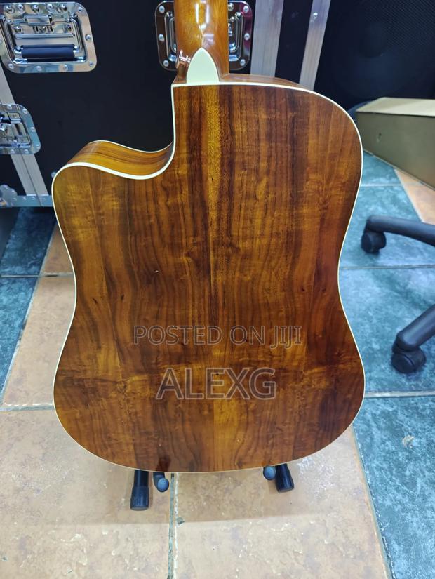 Handcrafted Quality Guitar - thumbnail 5