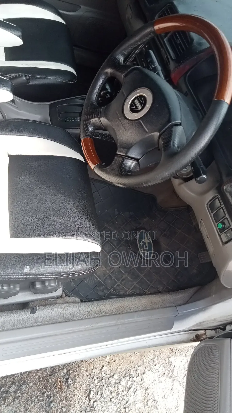 Subaru Forester 2.0 S Type A Automatic 2001 White