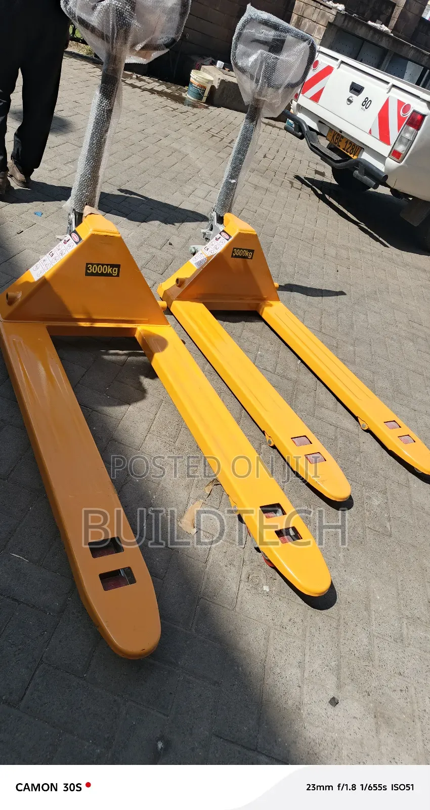 3 Ton Hydraulic Hand Pallet Truck – 3000kg Capacity